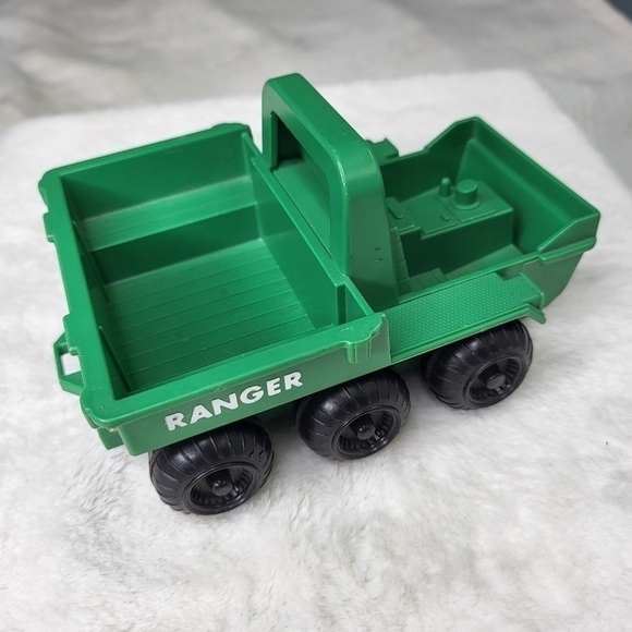 Fisher Price Adventure People Toys. 1976. Nurse, Park Ranger, Dog... - Picture 6 of 9